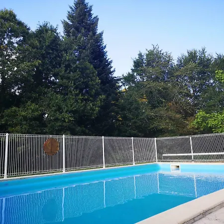 Les Pres D'agugnac * Sarrazac (Dordogne)