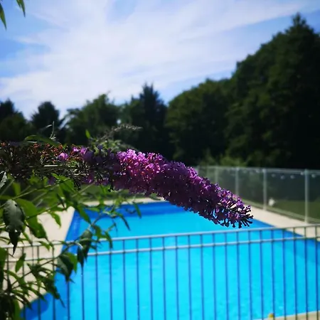 Les Pres D'agugnac * Sarrazac (Dordogne)
